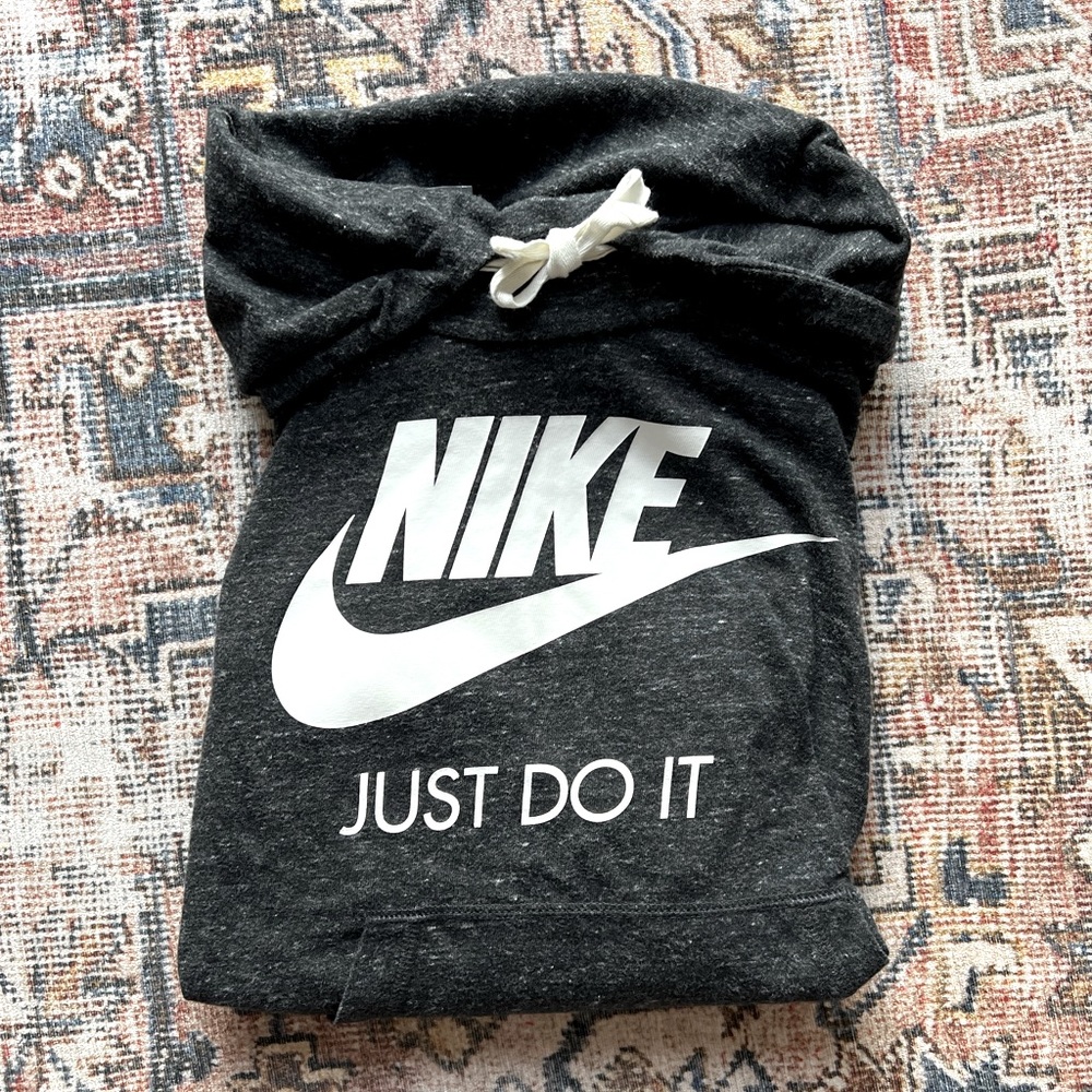 Nike hoodie sweatshirt